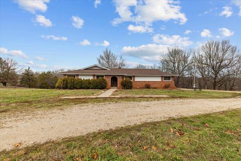 8241 E Division St, Strafford, MO 65757 photo 1