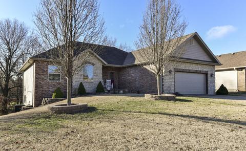 2010 E Stoneridge Dr, Springfield, MO 65803 photo 1