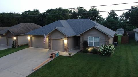 837 S Pin Oak Dr, Springfield, MO 65809 photo 1