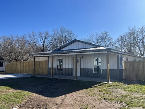 308 E Summit St, Bolivar, MO 65613 photo 1