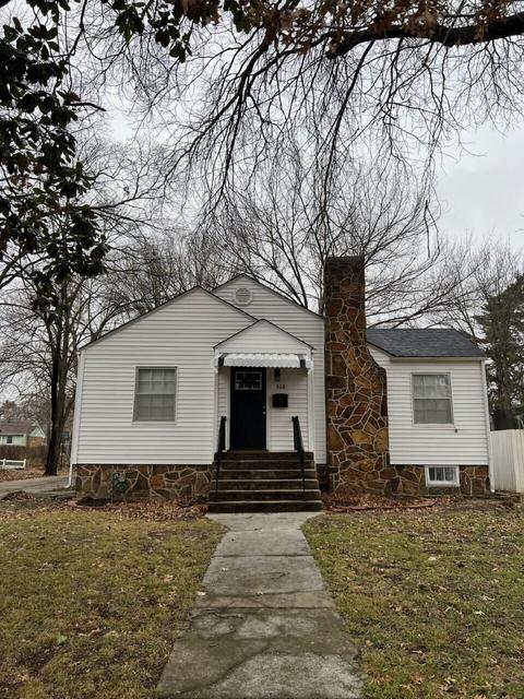 308 E Centennial Ave, Carthage, MO 64836 photo 1