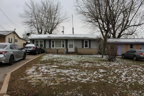 224 E Hadley St, Aurora, MO 65605 photo 1