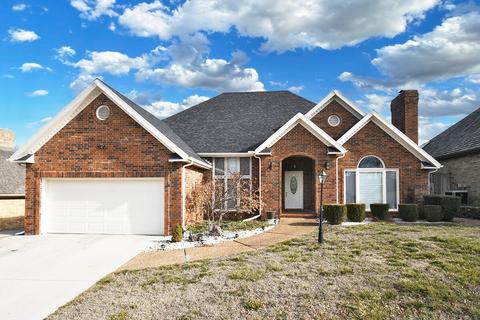 3214 S Oak Ave, Springfield, MO 65804 photo 1