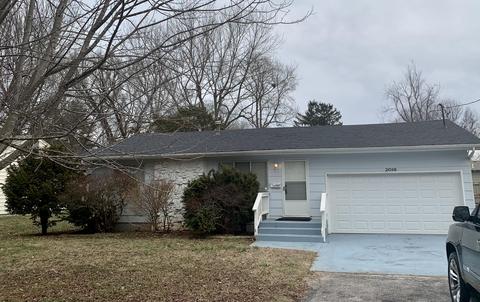 2016 S Valley Rd, Springfield, MO 65804 photo 1