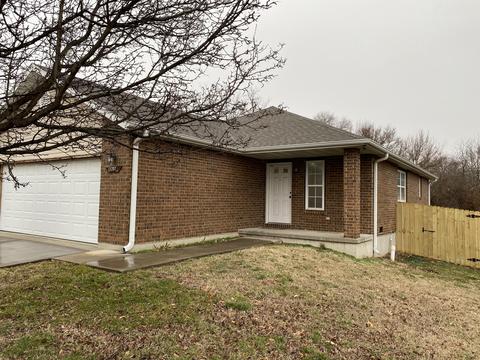 1257 E Mcclernon St, Springfield, MO 65803 photo 1