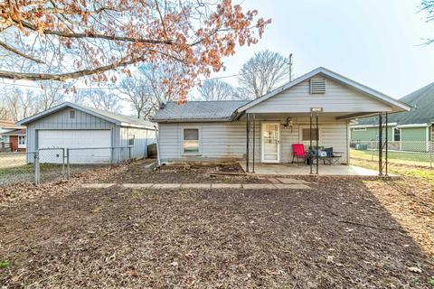 3424 S Horseshoe Ave, Springfield, MO 65804 photo 1