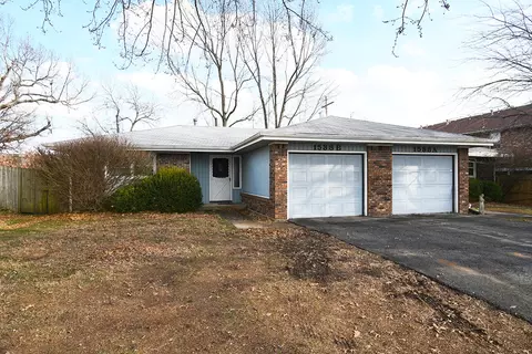 1538 S Lovers Ln, Springfield, MO 65804 photo 1