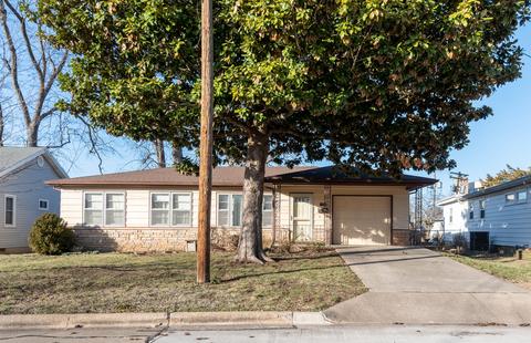 1479 E Washita St, Springfield, MO 65804 photo 1