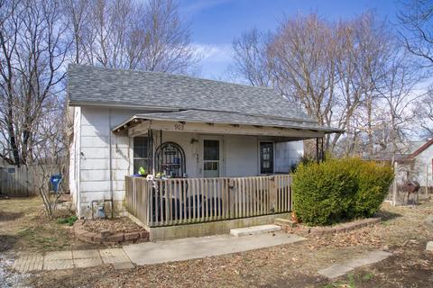 903 S 3rd St, Ozark, MO 65721 photo 1