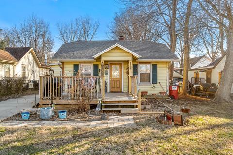 516 W Ildereen St, Springfield, MO 65802 photo 1