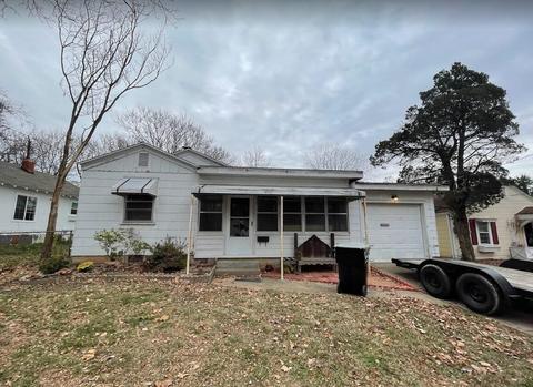1110 S Weaver Ave, Springfield, MO 65807 photo 1