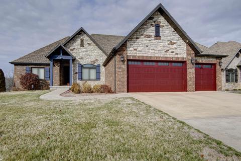 3915 W Kingsley St, Springfield, MO 65807 photo 1