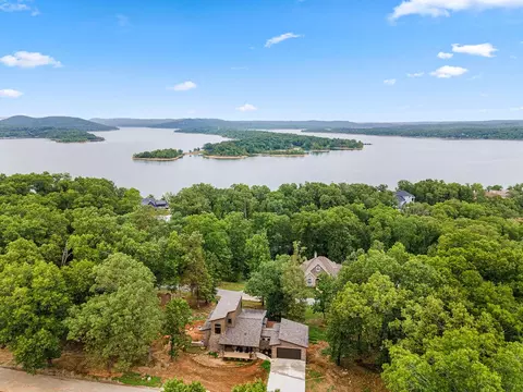 457 Green Cypress Ln, Shell Knob, MO 65747 photo 2
