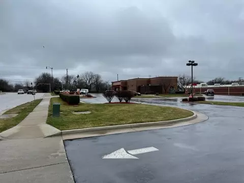 3340 W Bellaire St, Springfield, MO 65803 photo 2