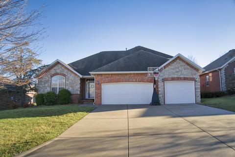 3854 W Vincent Dr, Springfield, MO 65810 photo 1