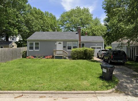 1414 S Pickwick Ave, Springfield, MO 65804 photo 1