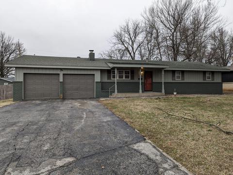 2333 E Latoka St, Springfield, MO 65804 photo 1