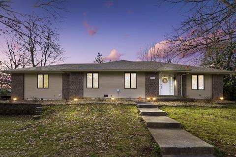 2014 E Holiday St, Springfield, MO 65804 photo 1