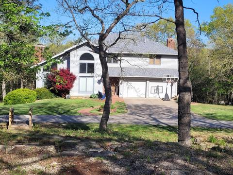 558 Cougar Trl, Branson, MO 65616 photo 1