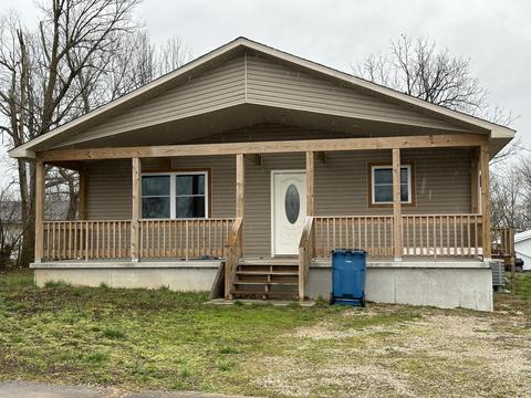 98 N Front St, Exeter, MO 65647 photo 1
