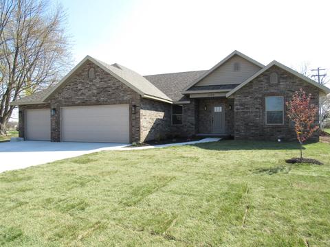 1109 N Andre Ave, Republic, MO 65738 photo 1