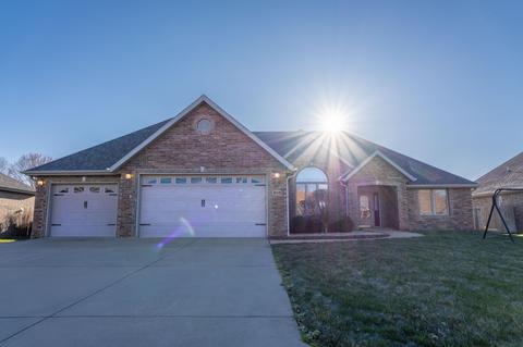 712 N Milton Dr, Nixa, MO 65714 photo 1