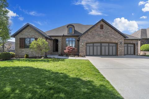 2430 E Olde Ivy St, Springfield, MO 65804 photo 1