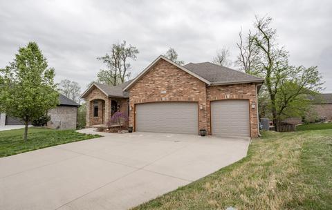3436 E Fox Grape St, Springfield, MO 65804 photo 1