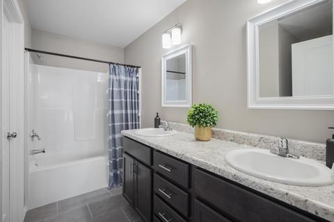 1215 E Price St, Republic, MO 65738 photo 6