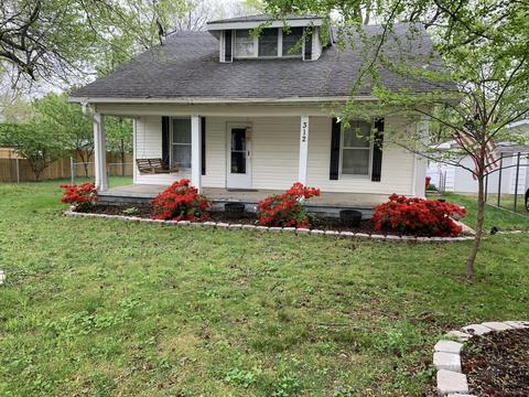 312 S Pershing St, Willard, MO 65781 photo 1