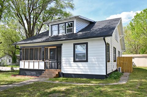 2235 W Phelps St, Springfield, MO 65802 photo 1