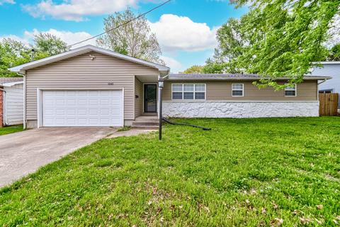 1242 S Prince Ln, Springfield, MO 65804 photo 1