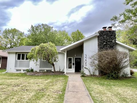 3205 W Whiteside St, Springfield, MO 65807 photo 1