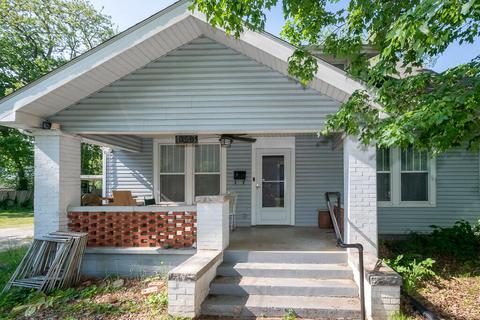 1643 E Cherry St, Springfield, MO 65802 photo 1