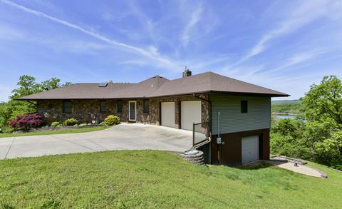 23023 Briarcliff Dr, Shell Knob, MO 65747 photo 1