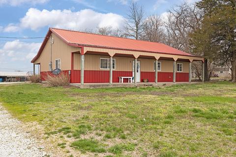 807 E Market St, Diamond, MO 64840 photo 1