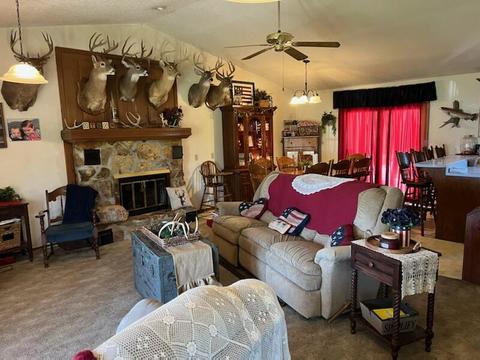 4099 Cravens Rd, Macomb, MO 65702 photo 10