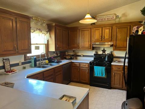 4099 Cravens Rd, Macomb, MO 65702 photo 11