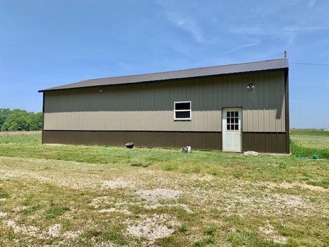 626 Comanche Trl, Sparta, MO 65753 photo 1
