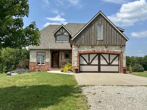 429 Grayhawk, Marshfield, MO 65706 photo 1