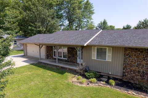 411 Schulz Ave, Monett, MO 65708 photo 1