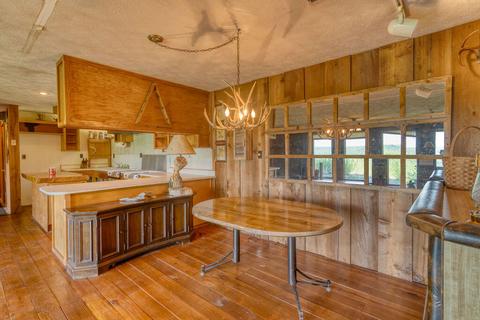 373 Longhorn Dr, Chadwick, MO 65629 photo 13