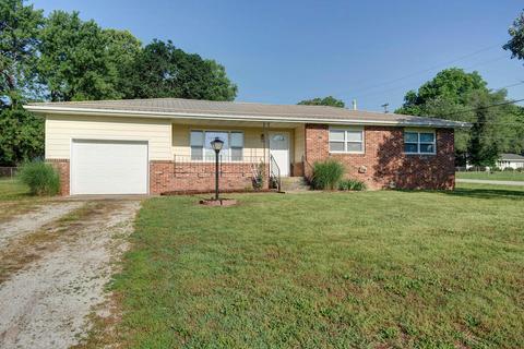 401 Howard St, Willard, MO 65781 photo 1