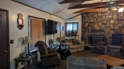 Living - 1404 6th St, Monett, MO 65708 photo 2 of 5