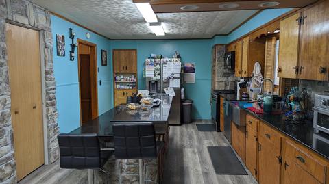 Kitchen - 1404 6th St, Monett, MO 65708 photo 2 of 5