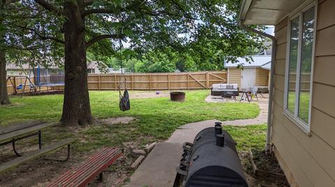 Exterior - 1404 6th St, Monett, MO 65708 photo 3 of 11