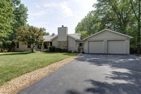 5924 S Hilltop Dr, Springfield, MO 65810 photo 1