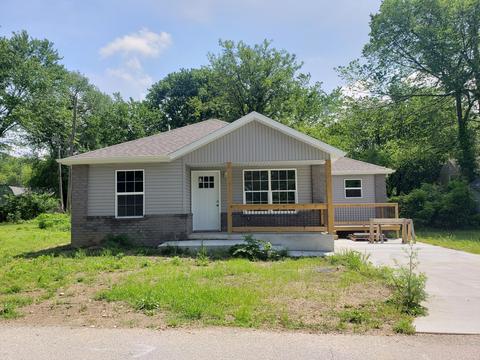 306 N Windsor Ave, Aurora, MO 65605 photo 1