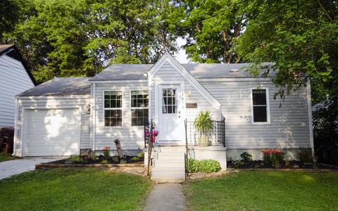 1074 S New Ave, Springfield, MO 65807 photo 1