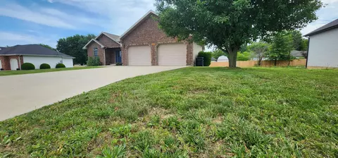 210 S Aspen St, Buffalo, MO 65622 photo 3
